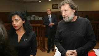 Как Баневи източиха „Полимери“ в злато и диаманти