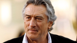 Робърт Де Ниро в шок: Млада жена нахлу в дома му посред нощ! (виж още)