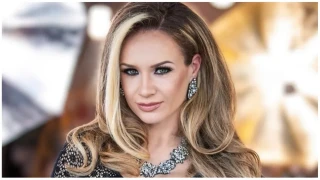 Лора Караджова се пенсионира, чукна 40