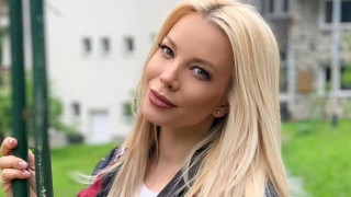 Емилия прави филмче за съучениците си