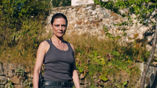 Актрисата Теодора Духовникова изригна за коронавируса! (виж тук)