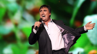 За първи път! Веселин Маринов проговори за връзката си с Веселина: Само тя ме разбира!