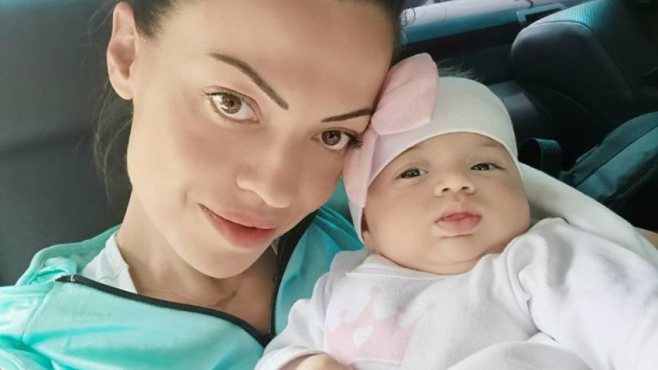 Честито: Родилката Славея Сиракова стана на 36! (първи снимки на бебето)