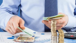 Невиждан рекорд: Ето какво се случи с банковите такси у нас по време на пандемията