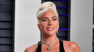 Браво! Лейди Гага с рокля на наш дизайнер (Певицата се бръкнала 1600 лв за тоалета)