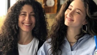 Ехаа: Щерката на Саня Армутлиева стана супер гадже и пее божествено! (виж тук + МНОГО СНИМКИ)