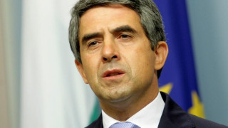 Извънредно: Инцидент с малкия син на Плевнелиев! (президентът хукна на мига - още подробности)