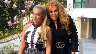 Честито: Дъщерята на Ваня Червенкова е рожденичка! (ето как я поздрави тя)