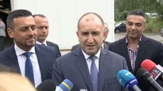 Румен Радев от Пирогов: Всичко до момента е направено с дарения! Къде е държавата?! (виж тук)