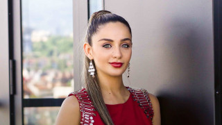 Бомба: Спрягат Елен Колева във връзка с млад колега! (виж тук)