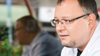 Синът на фронтмена на ФСБ изригна: Кво стаа, брат?! (нахрани простотията)