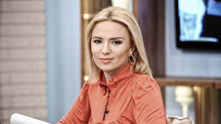 Бомба: Ирина Тенчева показа уникален ритуал! (виж тук)