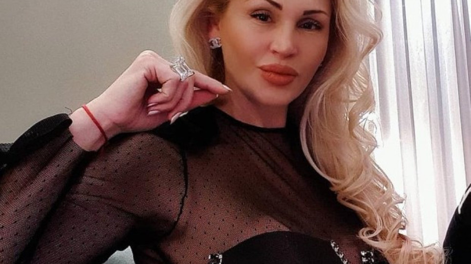 Евгения Борисова: Отминава модата на големите устни и екстеншъните! (виж тук)