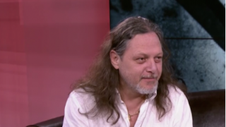 Нидал Алгафари взриви: Трябва да се вдигнат данъците! (още подробности)