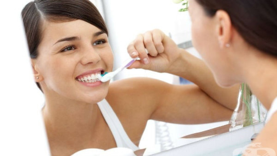 Читател: От година съм с тази домашна паста, спаси ми зъбите! (ползва се три пъти на ден - рецепта)