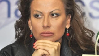 Огромна подигравка на Илиана Раева с Бареков взриви Фейсбук (ФОТО)