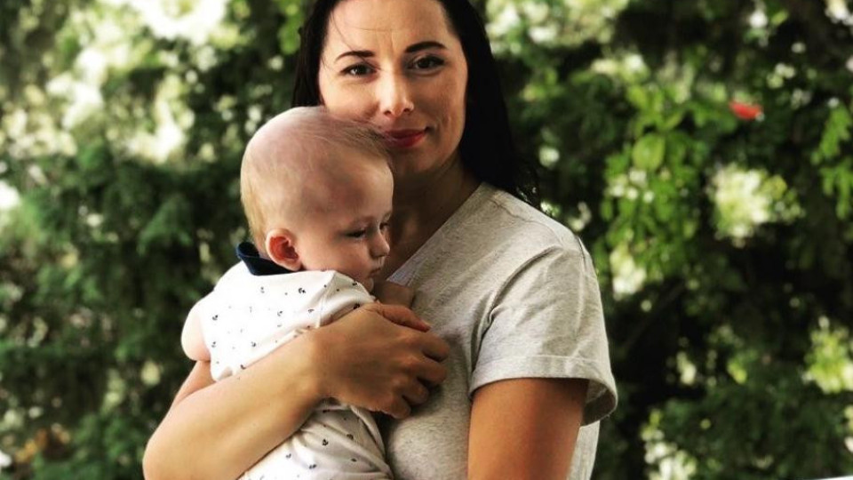 Наталия Кобилкина спря да кърми: Бебето не иска от нея! (още подробности)