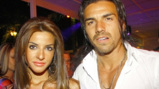 Буквално: Благой Георгиев лази в краката на Христина Витанова