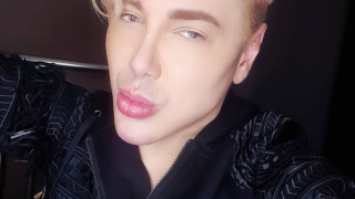 Валентин Кулагин изтрещя: В дворците съм съпровождан от слуги! (още подробности)