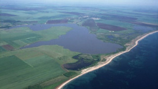 "Environmentalists" run a hotel in a protected area