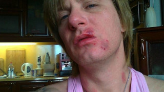 Истинска гад дебне жертви по дискотеките