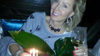 Лепа Брена с луд купон за рождения си ден!