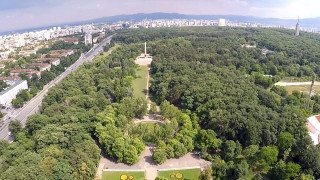 The municipality gives the environmentalists property for free in the Borisova gradina