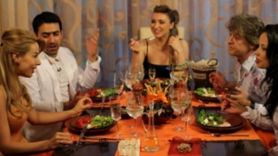 Зрители на "Черешката" скочиха срещу Мира Добрева: Виж как я "хранят" в мрежата!