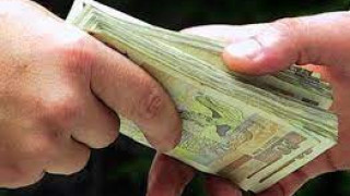 Данъчна инспекторка рекетира с такса „спокойствие“