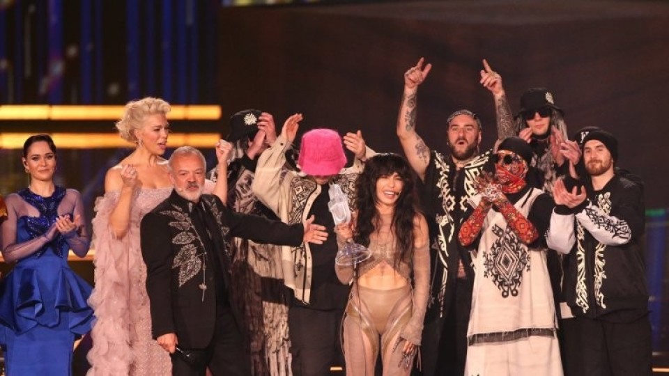 „Евровизия“ се превърна в пошло травеститско зрелище