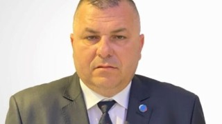 Данъчен измамник и бивш областен лидер на Кърджали, съветва депутатите на Слави за икономиката