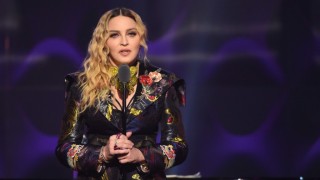 Феновете на Мадона са в шок: Звездата тръгна по пътя на Майкъл Джексън и ще свърши зле