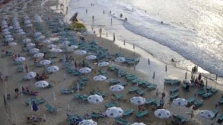 ЛОШО: Половината плаж в Китен бе отнесен от морето