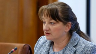 Деница Сачева ще дърпа конците на парламентарната група на ГЕРБ след Десислава Атанасова