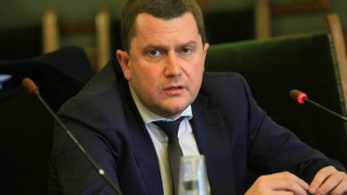 Пернишкият кмет Станислав Владимиров обидил „онзи хубавец“ Калоян Методиев