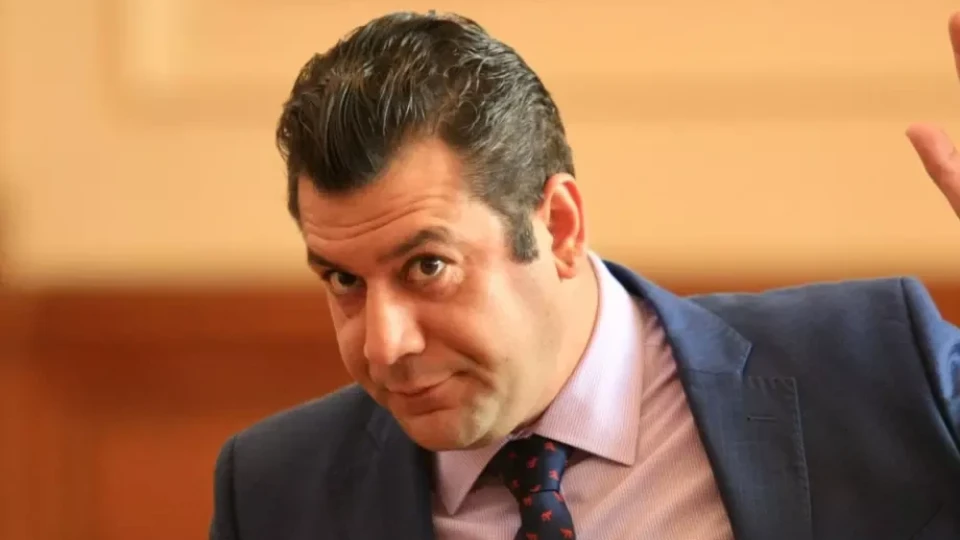 Евгени Будинов и новата му изгора планират лятна сватба