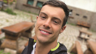 Каскадьор по неволя: Буков се появи с нова травма