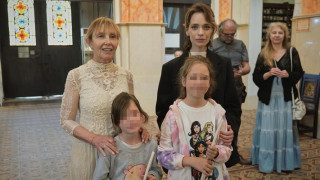 Ирен Кривошиева стана кръстница на дъщери на Ирена Милянкова