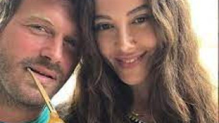 На фокус: Къванч Татлътуг и съпругата му пак привлякоха прожекторите! Изненадата е огромна (Снимки)
