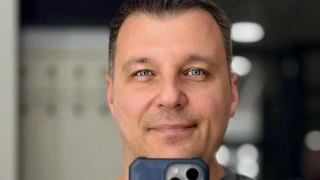 Престраши се!Христо Калоферов излезе от сенките (И показа жената до себе си+снимки)
