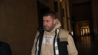 На вниманието на КАТ: Миро Дзвера продава „удавени“ и опасни коли