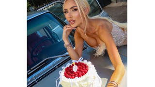 Женско царство! Жасмин Маджид посрещна нежен юбилей с 50 + 1 гости