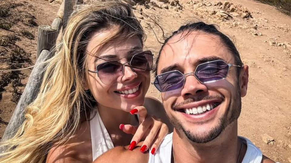 Една майка ли ги е раждала?! Чефо и Ванеса с операции при общ хирург: Като клонинги са! (ШОК СНИМКИ)