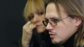 Денкова и Стависки намериха какво да авантосат дори след бедствието, сполетяло Царево