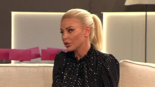 Синините по ръцете на Светлана Гущерова породиха нови въпросителни