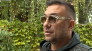 Коцето призна: Улегнах,… ама само на години