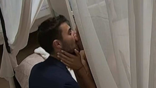 ТУШЕ!! Натали към Орлин: Влюбена съм в теб! (Той: Е, страшно ли беше? Умря ли?! - ВИЖ ТУК)