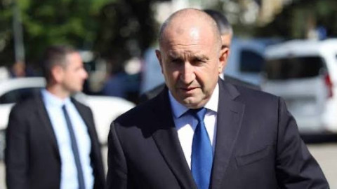 ГОРЕЩО РАЗКРИТИЕ! Радев окървави протеста през синчето на Бобоков