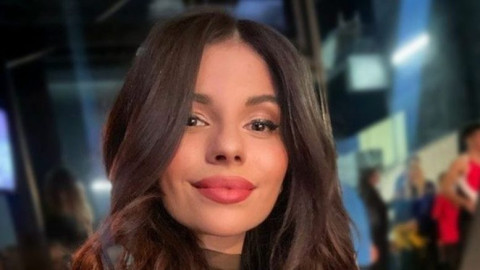 Потребители В СТУПОР: Дивна, оргазъм ли получаваш в момента?! (СНИМКА на певицата взриви нета – ВИЖ ТУК)