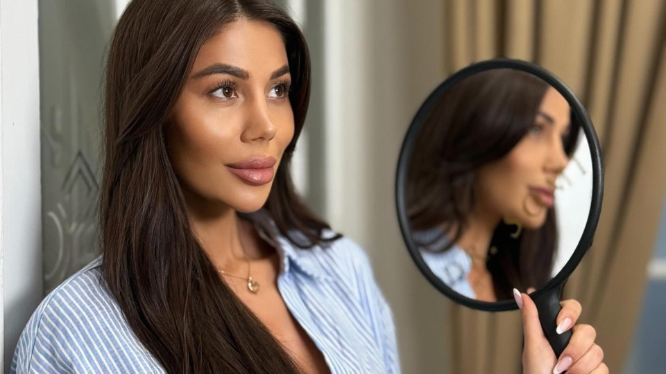 ТИ ДА ВИДИШ!! Не е за вярване кой мъж подари огромен букет на Даниела Рупецова! (СНИМКИ)